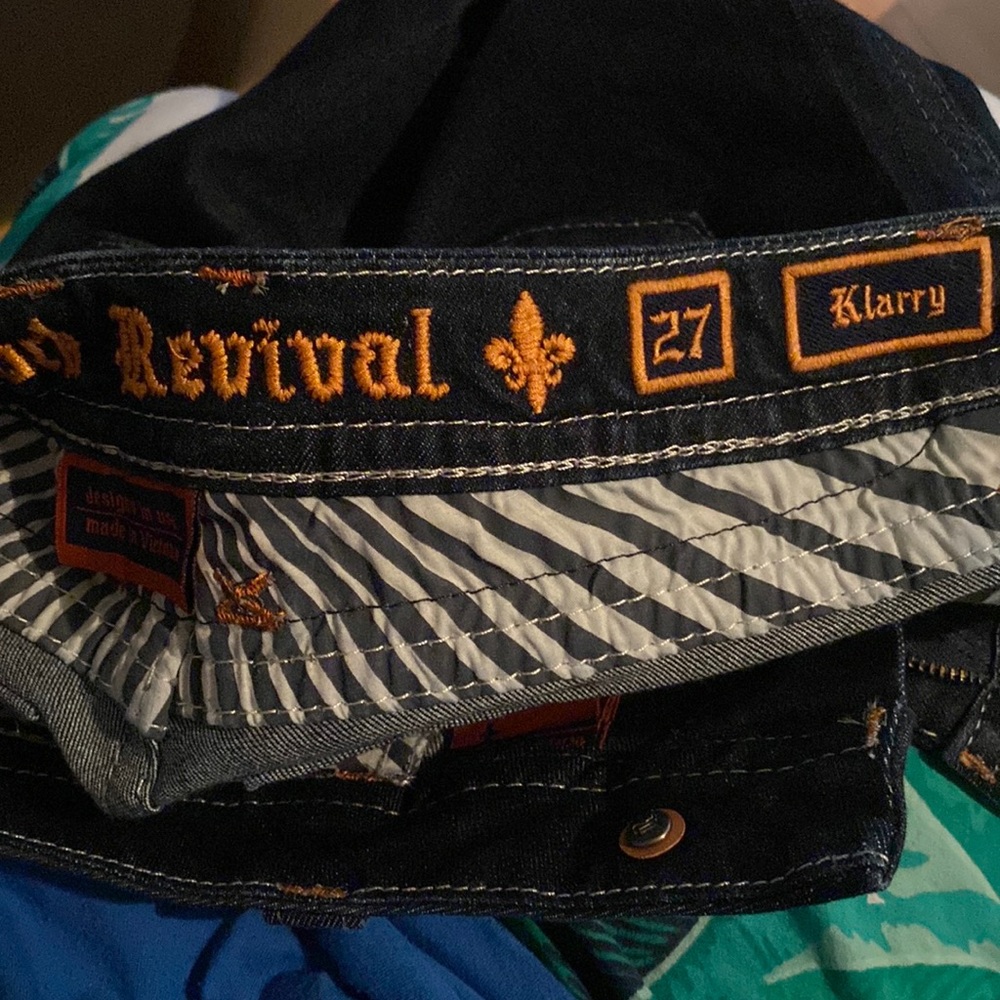 NWOT Rock Revival jeans